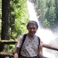 annie-at-lower-wallace-falls